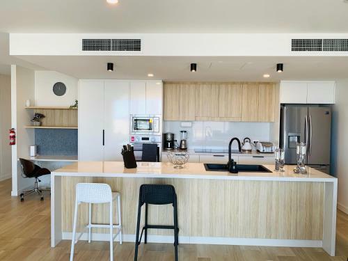 Cosmopolitan Exclusive Rental Apartments
