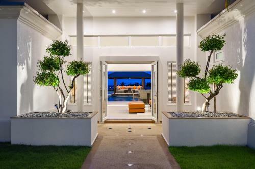 Sunset View Pool Villa 7 Br 14-16 Persons