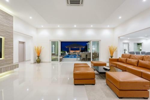 Sunset View Pool Villa 7 Br 14-16 Persons