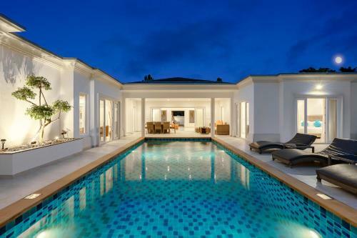Sunset View Pool Villa 7 Br 14-16 Persons