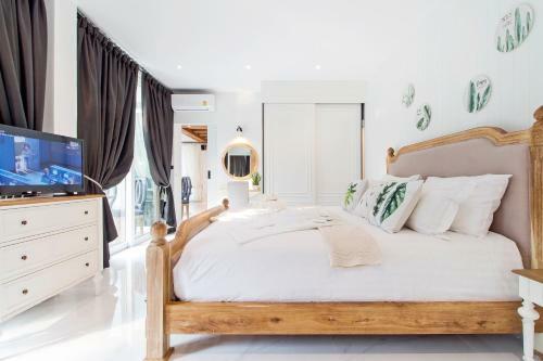 Stylish 2-villa Combination By Hi At Home