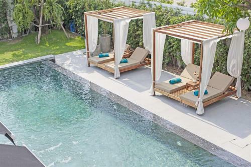 Stylish 2-villa Combination By Hi At Home