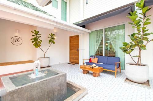 Stylish 2-villa Combination By Hi At Home