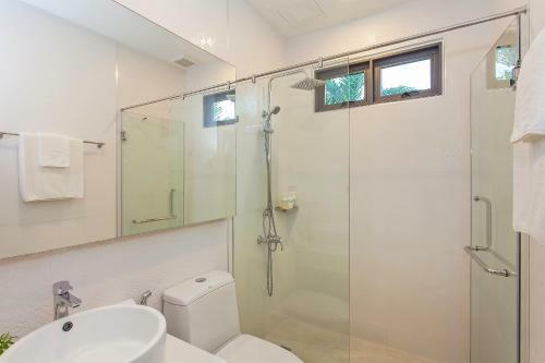 Stylish 2-villa Combination By Hi At Home