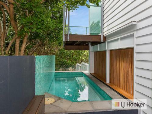 Beachfront On She Oak