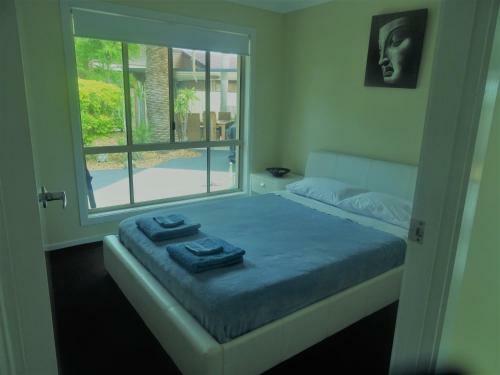 Apurla Hervey Bay - Located At The Point
