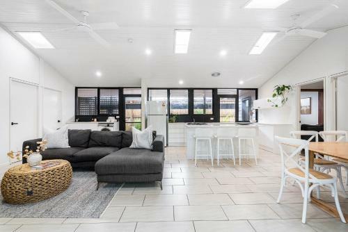 A Perfect Stay - Bangalleys