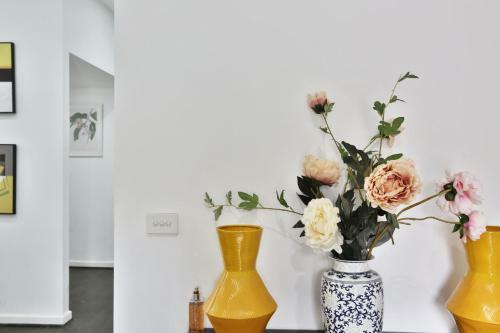 Surrey Hill Elgence And Refined House