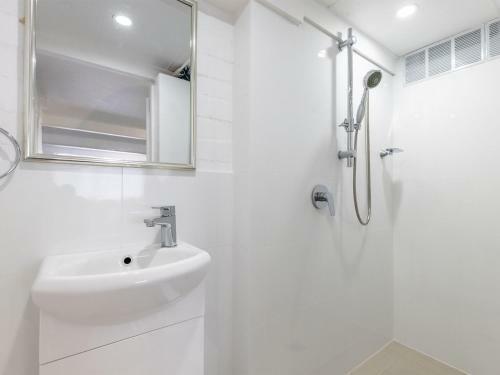 91 Sandy Point Road With Wifi Boat Parking And Air Con