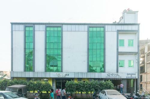 Hotel Spot On 64965 Prabir Residency Inn