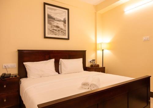 Hotel Aakash Rooms And Cottages,