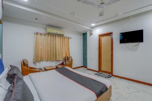 Collection O 83345 Hotel Mamta