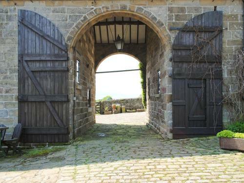 Threshing Barn