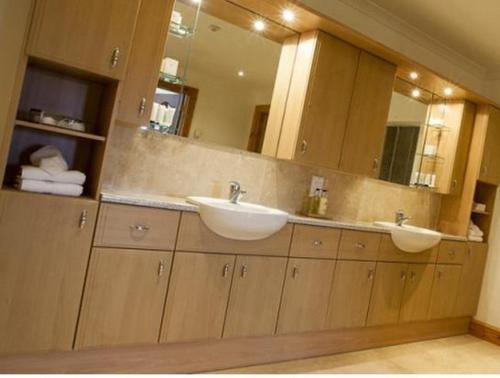 Hostal Sutherlands Guest House