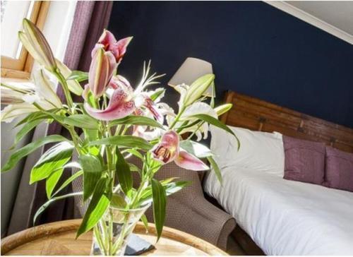 Hostal Sutherlands Guest House