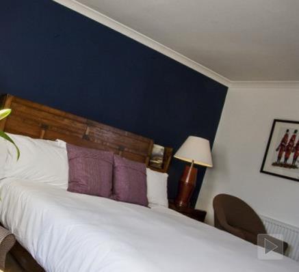 Hostal Sutherlands Guest House