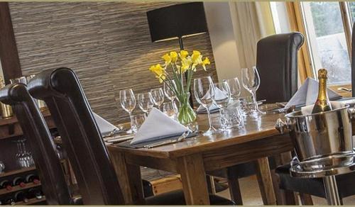 Hostal Sutherlands Guest House