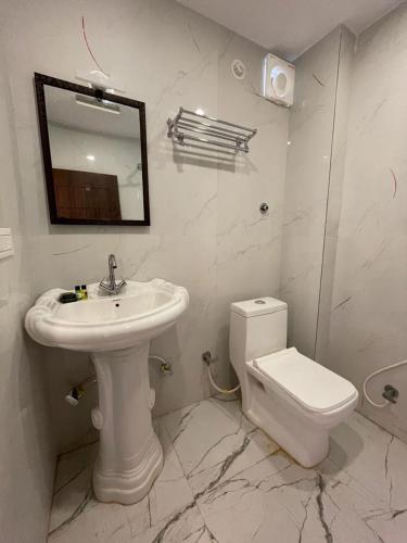 Hotel Badi Garh Palace Resort & Spa