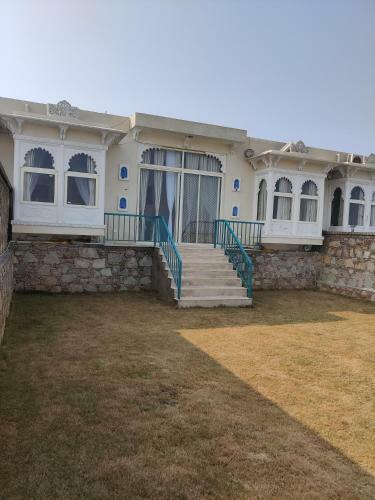 Bordia Hills Villas With Pool