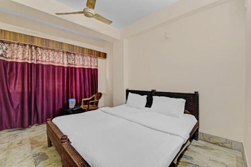 Collection O 85061 Hotel Welcome