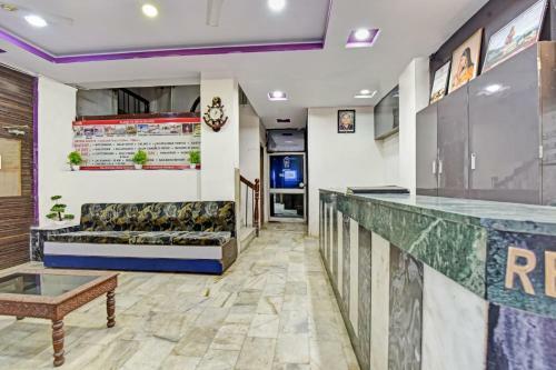 Collection O 85061 Hotel Welcome