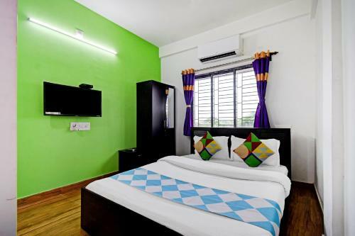 Hostal Oyo 80645 Rose Inn