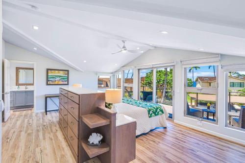 100-4 Three Bedroom Ocean View