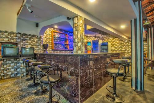 Hostal Hotel Frank's Baga Beach