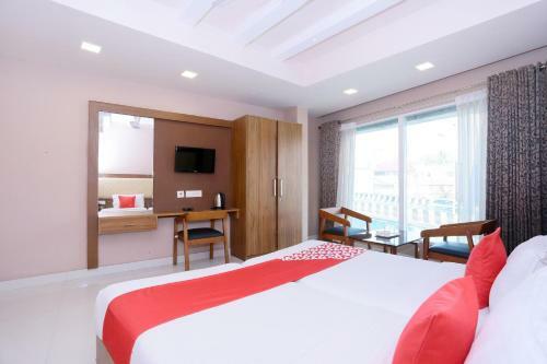 Oyo Flagship 25093 Hotel Thamam