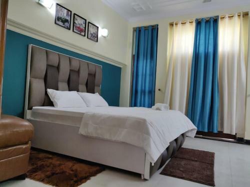Hostal The Rock Residence
