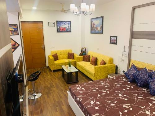 Apartamento The Influential Square Near India Expo Mart