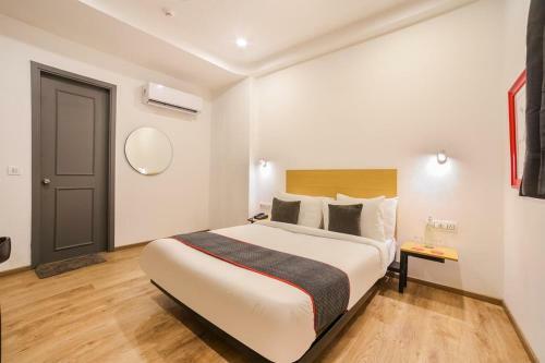Hotel Admire Inn "atta Market, Noida Sector 18"