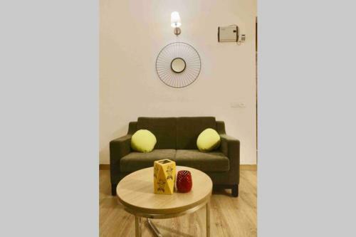 Apartamento The F�ilte Square Near India Expo Mart