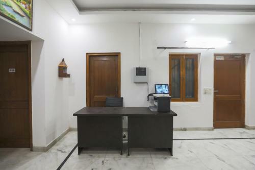 Hotel Collection O 63299 Travel Lodge
