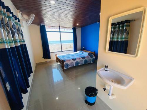 Hotel Wave N' Sea Beach Cottage