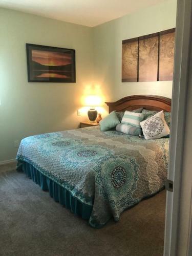 Wooded Heights River Retreat