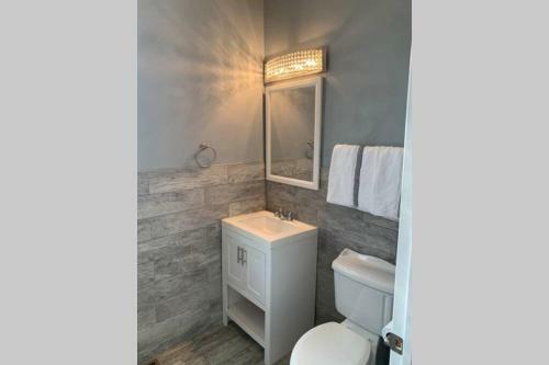 Apartamento Upscale & Cozy 2bd 1bt Apt Mins From Dwntwn Beach