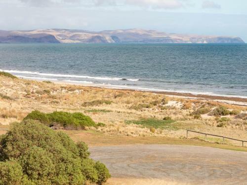 Wave And See 53 Gold Coast Drive