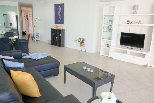 Apartamento U204 Watermark The Strand**ocean Front*3br* Beauty