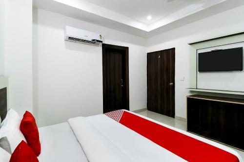 Hotel Oyo 48529 H5