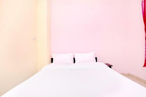 Hotel Spot On 37127 HC Palace