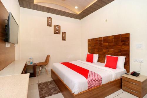 Oyo 28142 Hotel Sharrytel