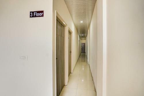Oyo 81853 Hotel G Plaza