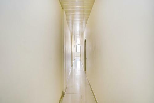 Oyo 81853 Hotel G Plaza