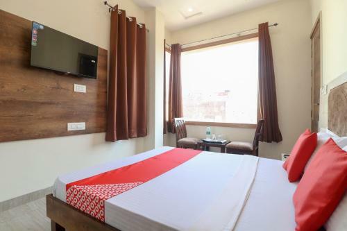 Oyo 75730 Hotel Happy Home