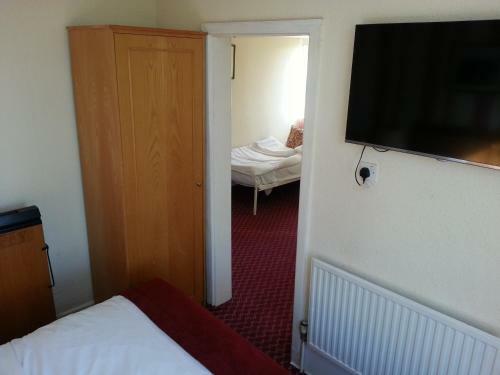 Hostal Cadogan Hotel