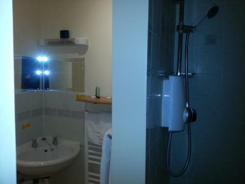 Hostal Cadogan Hotel