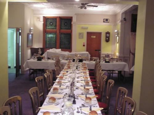 Hostal Cadogan Hotel