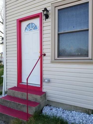 Central, Cozy, Comfort & Convenience.