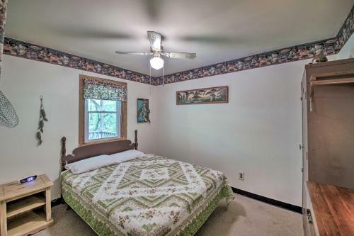 Waters Edge Retreat With Deck On Patoka Lake!